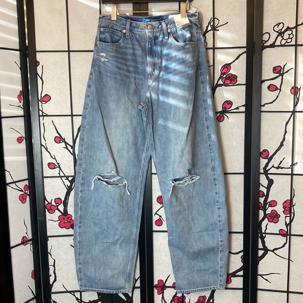 🐬 Gap Barrel High Rise Blue Distressed Jeans - Picture 2 of 11